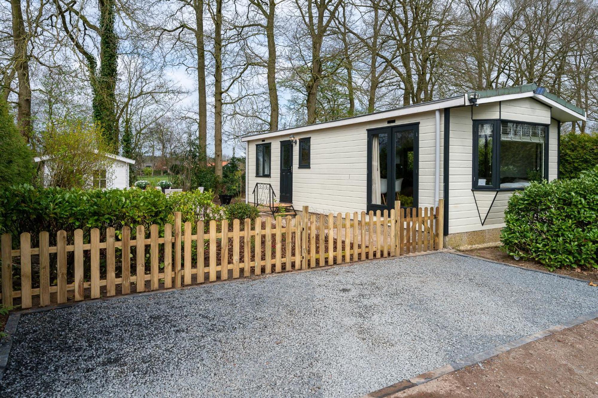 Hotel Chique Chalet Met Zicht Over De Weilanden Op De Veluwe إبّ المظهر الخارجي الصورة